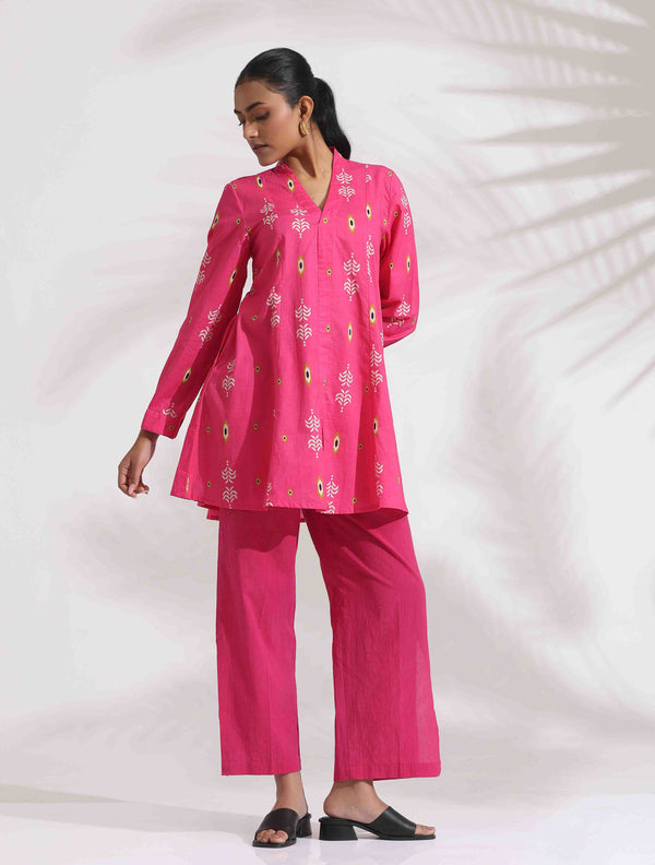 trueBrowns Pink Cotton Print Flared Top Co-ord Set