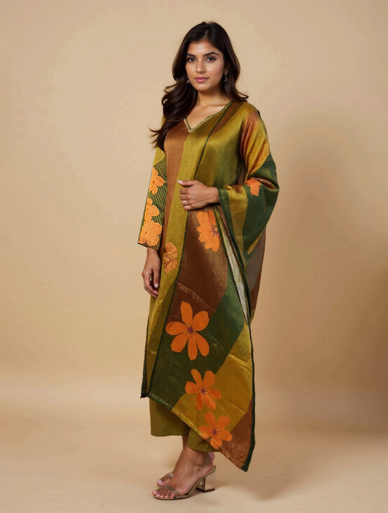 trueBrowns Multicolour Printed Straight Kurta Pant Dupatta Set