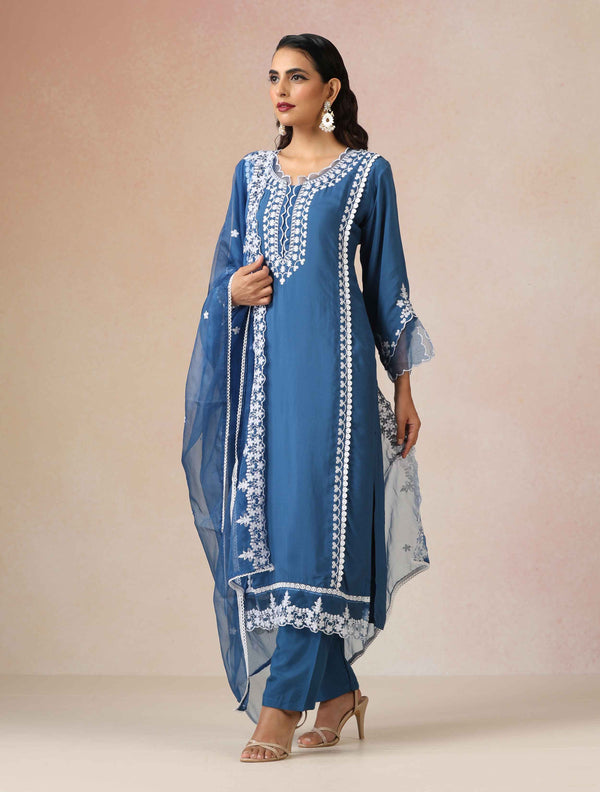 trueBrowns Blue Embroidered Round Neck Straight Kurta 3pc Set