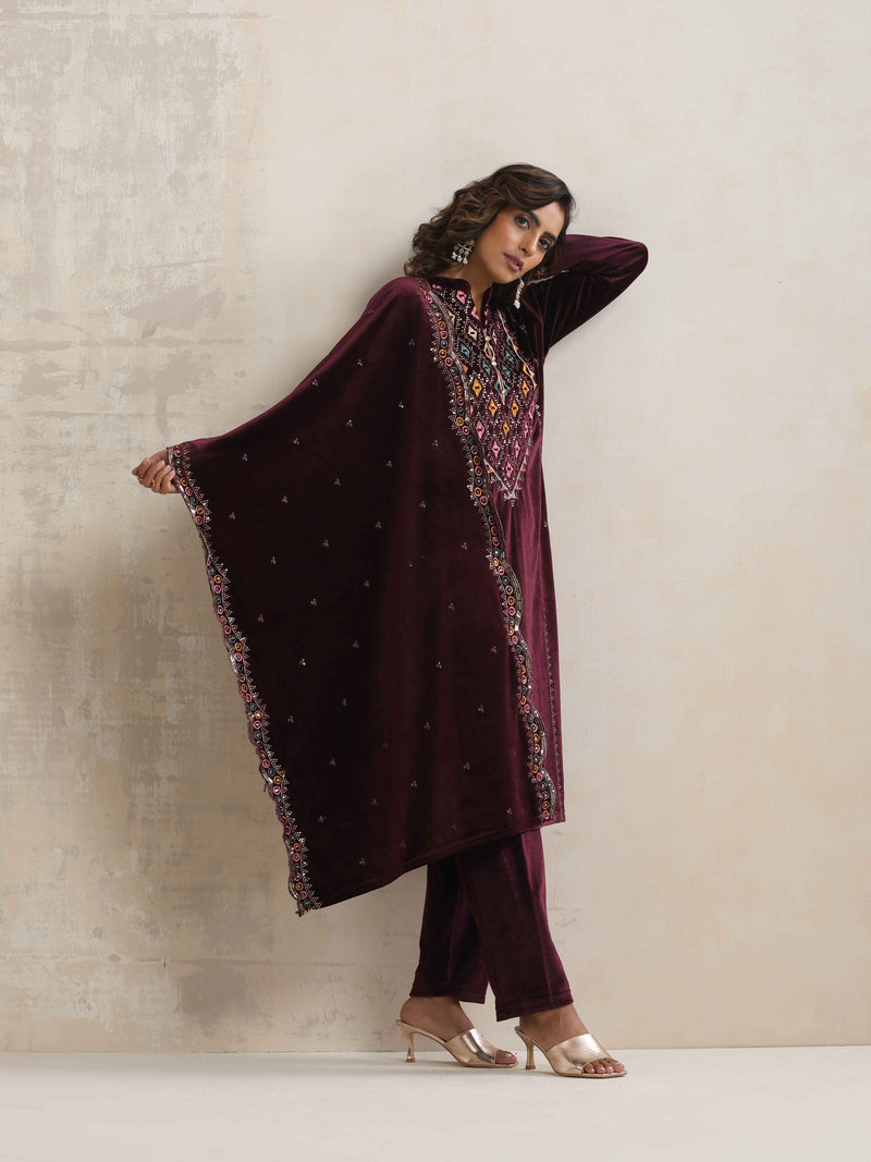 trueBrowns Purple Velvet Geometric Embroidered Kurta Pant Dupatta Set