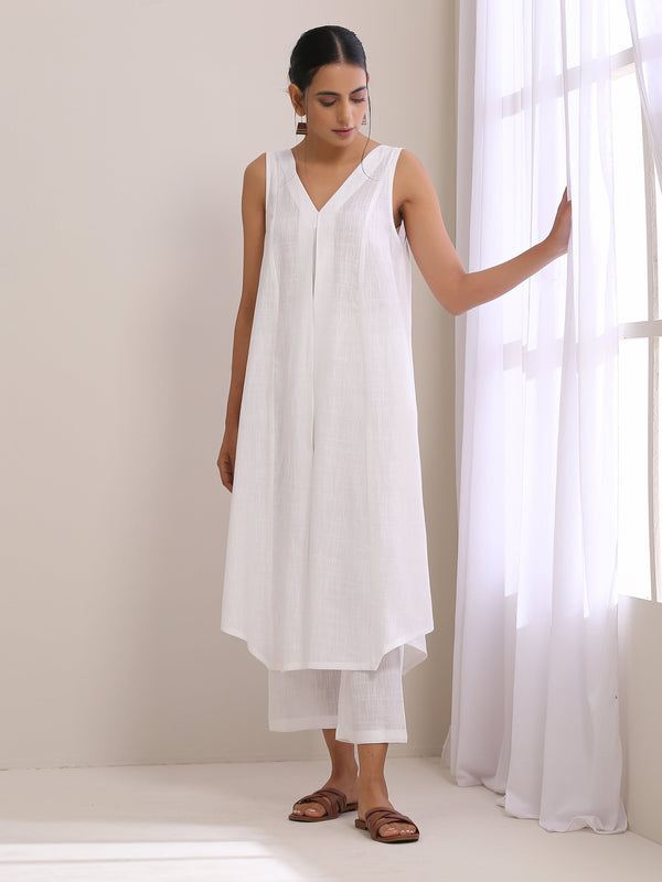 White Slub Texture Sleeveless Flared  Kurta Pant Set