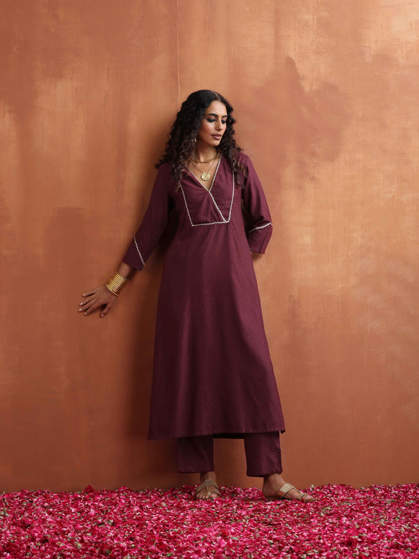 trueBrowns Maroon Straight Kurta Set