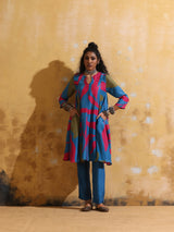 trueBrowns Blue Floral Print Muslin Silk Flared Kurta Co-ord Set