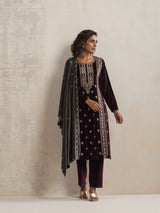 trueBrowns Purple Velvet Embroidered Kurta Pant Dupatta Set