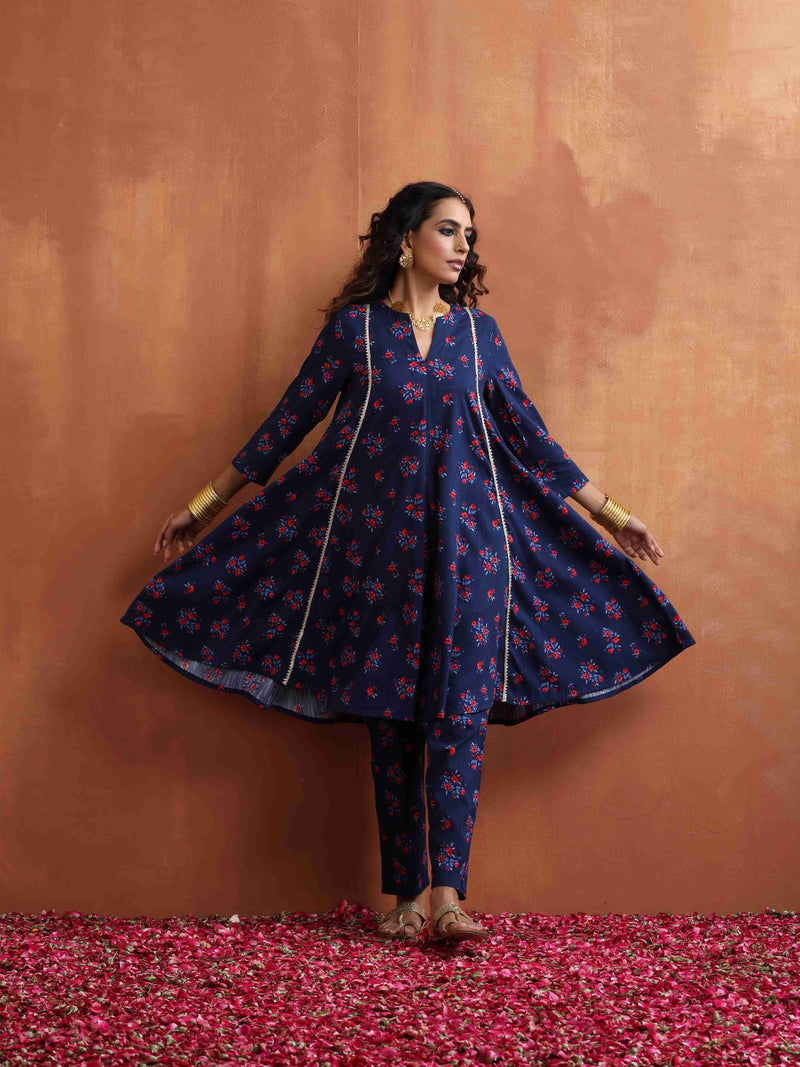 trueBrowns Blue Floral Print Flared Anarkali Kurta Co-ord Set