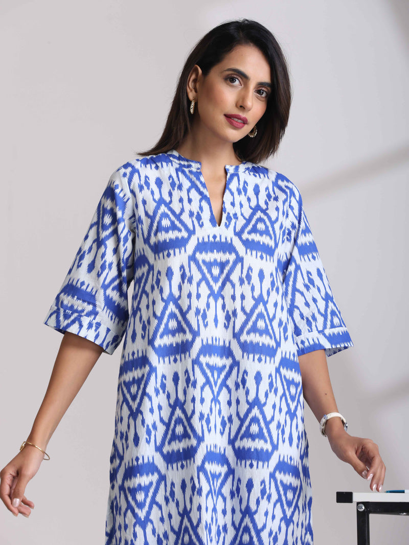 trueBrowns Blue Cotton Ikat High-Low Kurta Pant Set