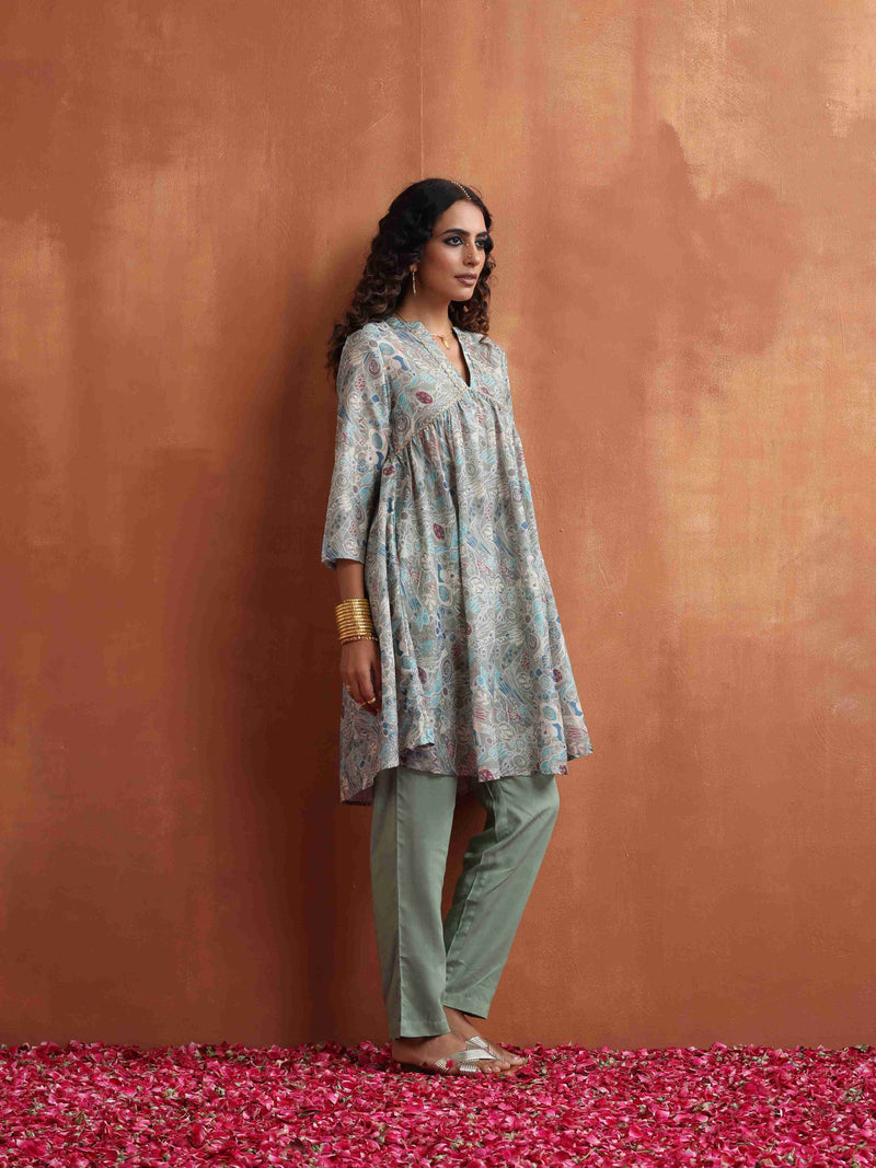 trueBrowns Green Print Flared Kurta Co-ord Set