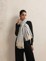 trueBrowns Grey Geometric Woven Stole