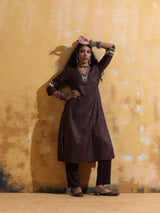 trueBrowns Brown Metallic High-Slit Straight Kurta Set