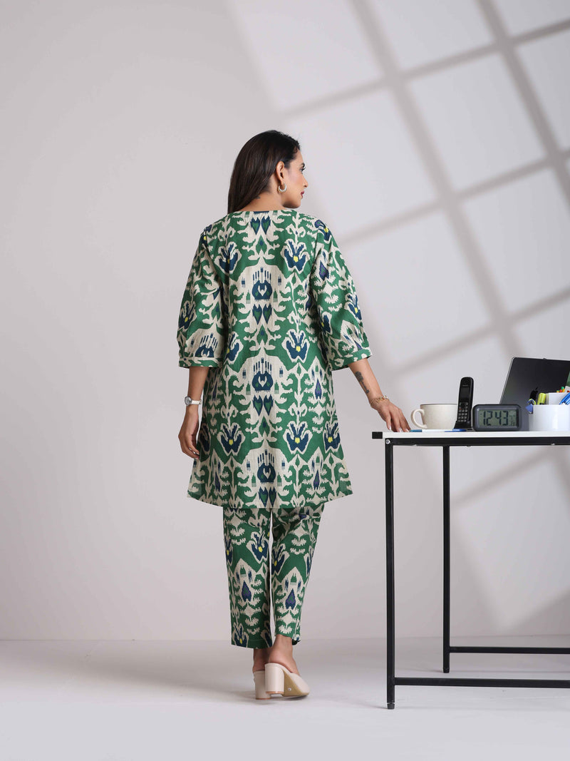 trueBrowns Green Cotton Ikat Relaxed Co-ord Set