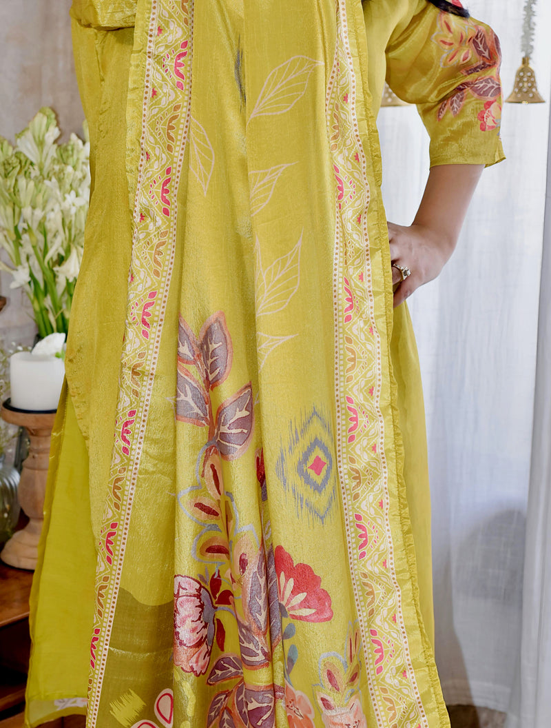 trueBrowns Green Floral V-Neck Emb Straight Kurta Pant Dupatta Set