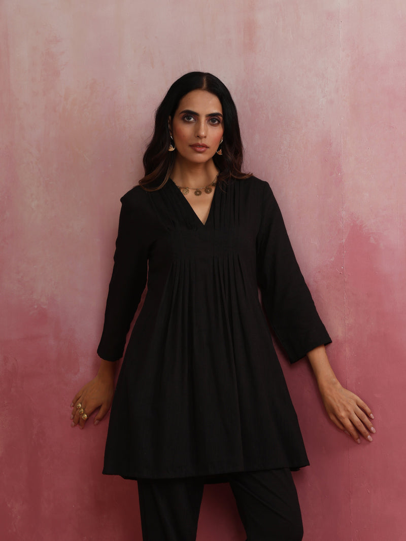 trueBrowns Black Viscose Slub Pleated Kurta Co-ord Set