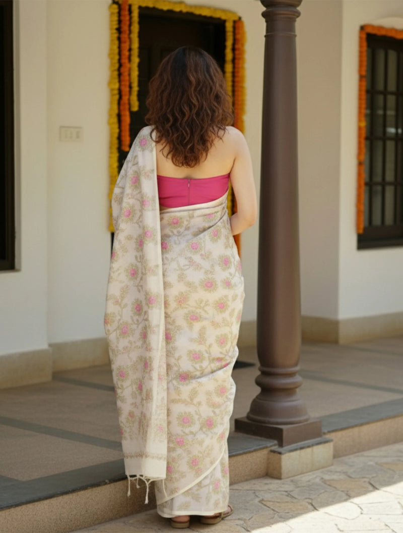 trueBrowns Beige Foil Print Saree With Unstitched Blouse