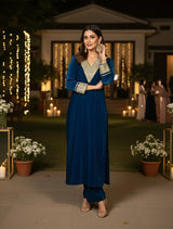 trueBrowns Blue Velvet Straight High-Slit Kurta