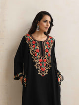 trueBrowns Black Kashmiri Embroidered Woollen Phiran Kurta