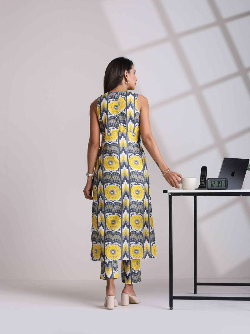 trueBrowns Yellow Cotton Ikat Sleeveless Kurta Pant Set