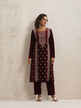 trueBrowns Maroon Velvet Embroidered Kurta Pant Dupatta Set