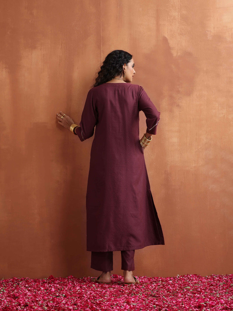 trueBrowns Maroon Straight Kurta Set