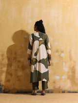 trueBrowns Green Cream Floral Print Muslin Silk Straight Kurta Set