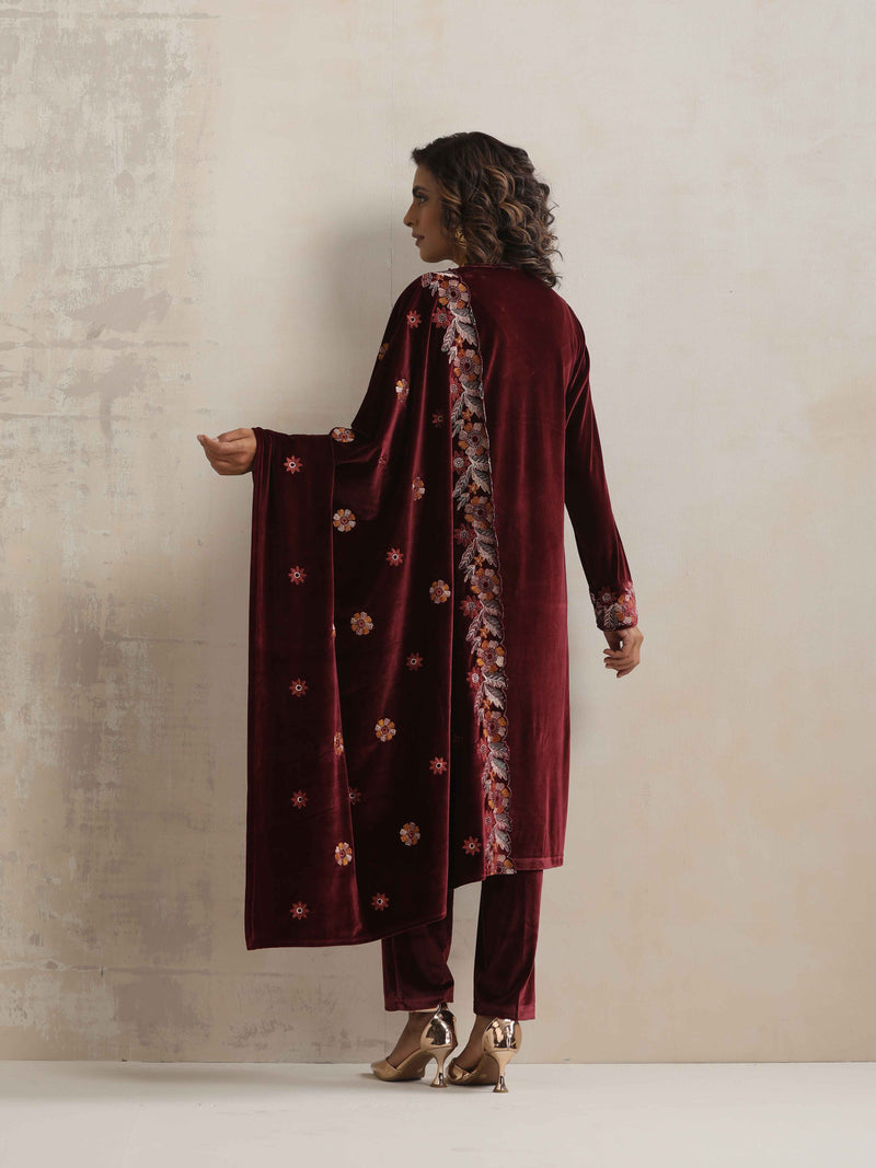 trueBrowns Maroon Velvet Floral Embroidered Kurta Pant Dupatta Set