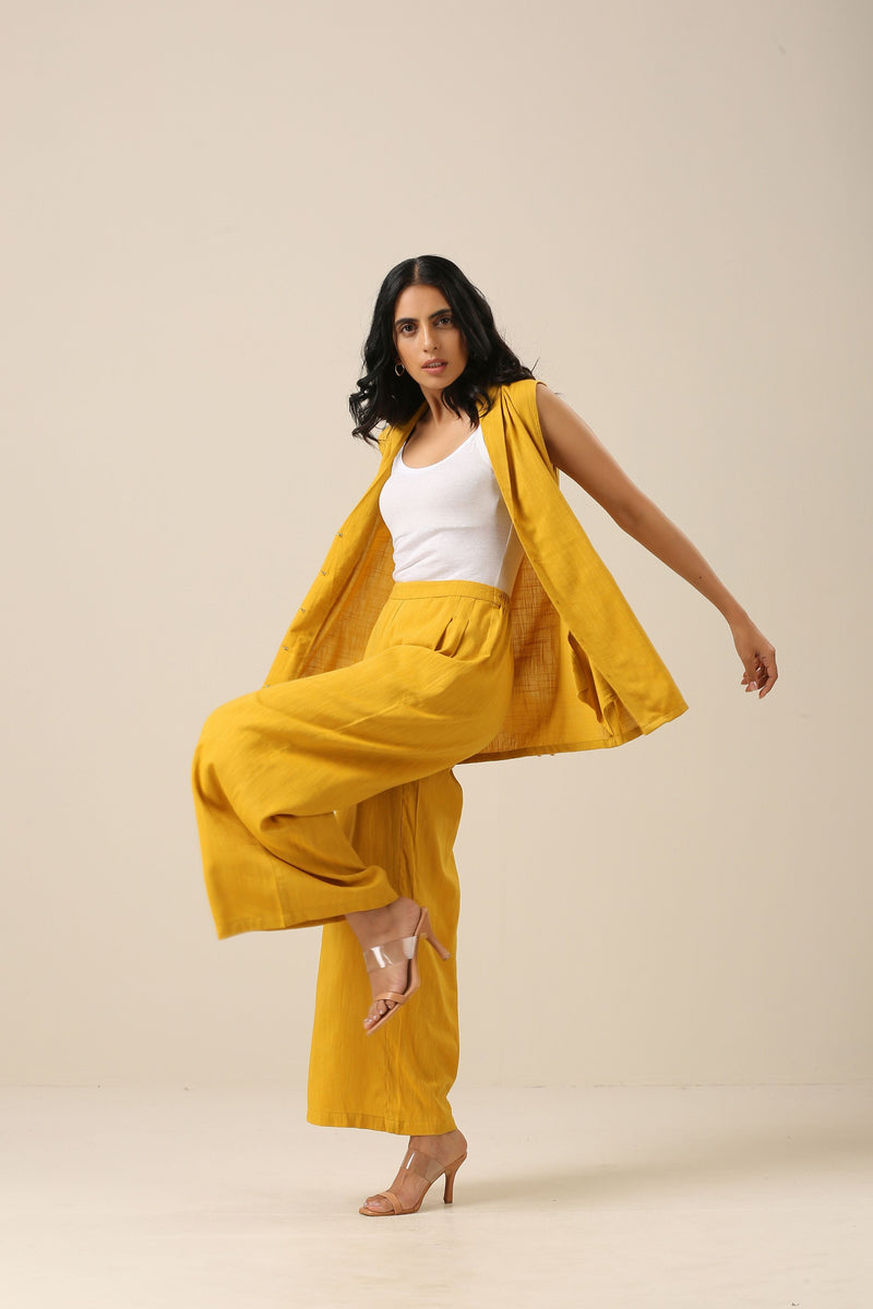 Mustard Yellow Slub Texture Sleevesless Jacket Pant Set